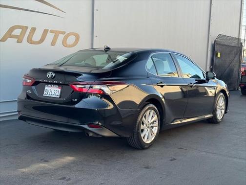 2021 Toyota Camry LE
