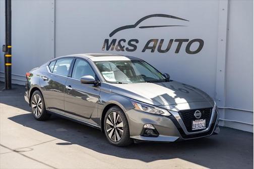 2020 Nissan Altima 2.5 SV