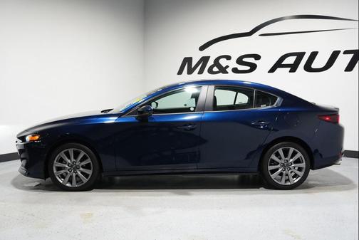 2025 Mazda Mazda3 FWD w/Preferred Package