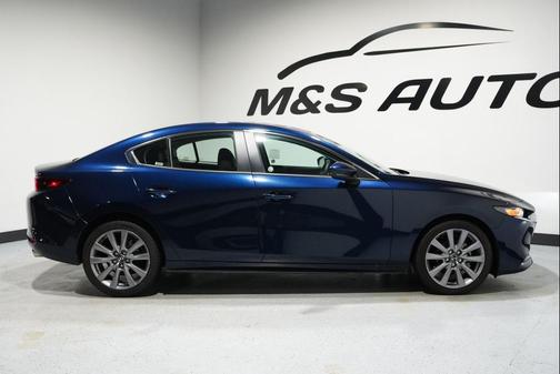 2025 Mazda Mazda3 FWD w/Preferred Package