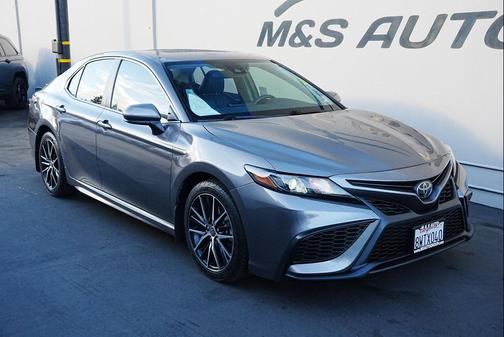 2021 Toyota Camry SE