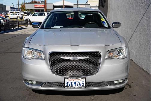 2020 Chrysler 300 Limited