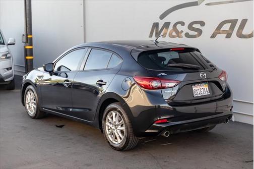 2017 Mazda Mazda3 Sport