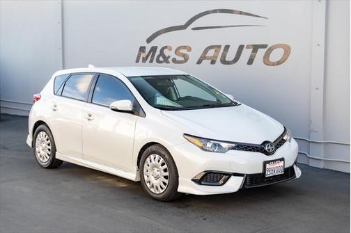 2016 Scion iM 