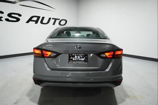 2022 Nissan Altima S FWD