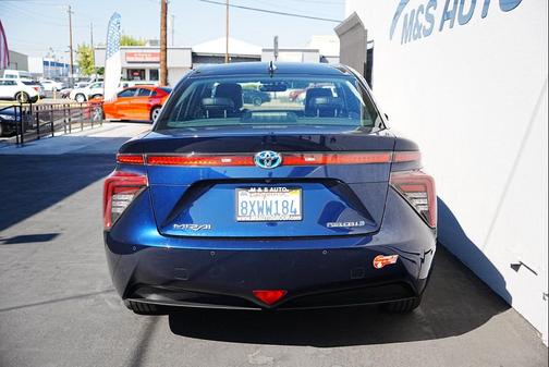 2017 Toyota Mirai Base