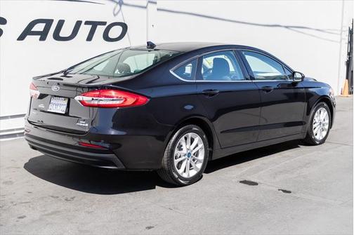2019 Ford Fusion Hybrid SE