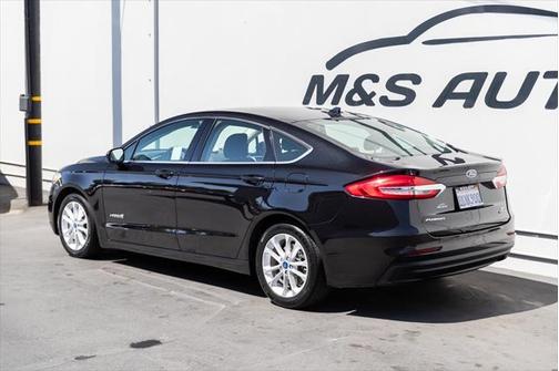 2019 Ford Fusion Hybrid SE