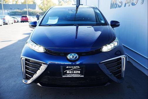 2019 Toyota Mirai Base