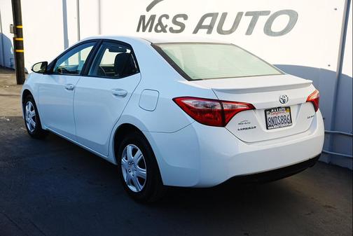 2017 Toyota Corolla LE ECO