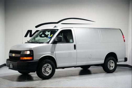 2024 Chevrolet Express 2500 RWD 2500 Regular Wheelbase WT