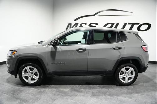 Sting-Gray Clearcoat 2024 Jeep Compass Sport