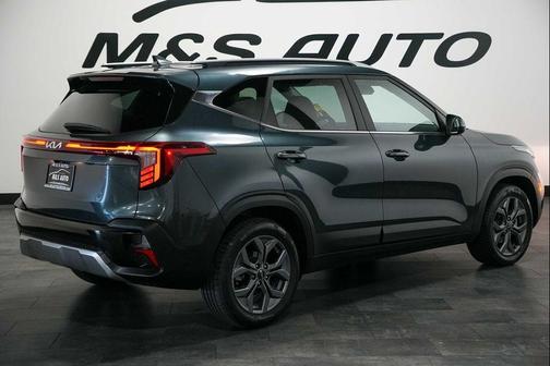 Gravity Gray 2024 Kia Seltos S