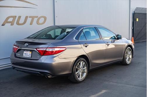 2015 Toyota Camry SE
