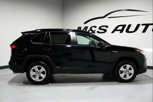 2021 Toyota RAV4 Hybrid LE