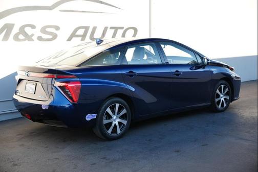 2018 Toyota Mirai Base