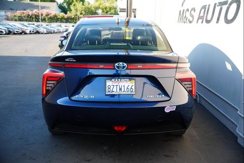 2018 Toyota Mirai Base