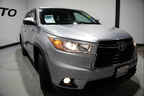2016 Toyota Highlander LE Plus