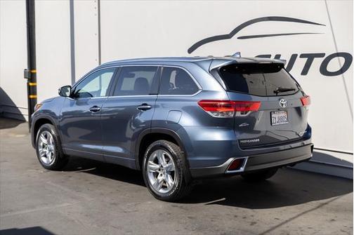 2017 Toyota Highlander Limited