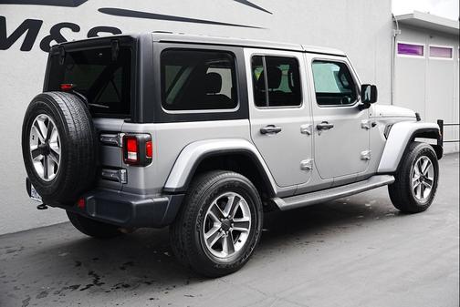 2020 Jeep Wrangler Unlimited Sahara