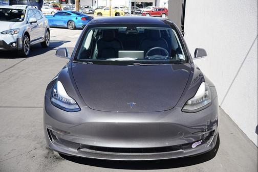 2018 Tesla Model 3 Mid Range