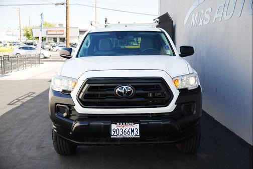 2022 Toyota Tacoma SR