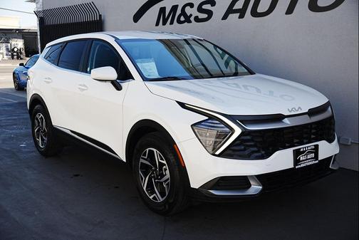 2024 Kia Sportage LX