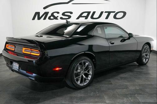 Pitch Black Clearcoat 2021 Dodge Challenger SXT