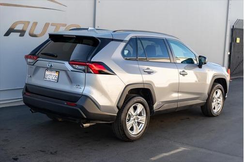 2021 Toyota RAV4 Hybrid LE