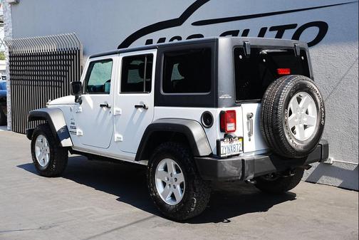 2017 Jeep Wrangler Unlimited Sport