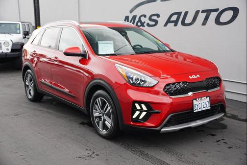 2022 Kia Niro LXS