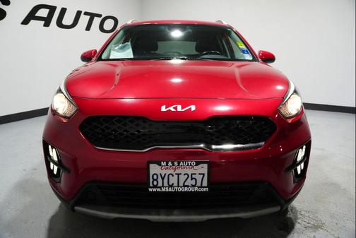 2022 Kia Niro LXS