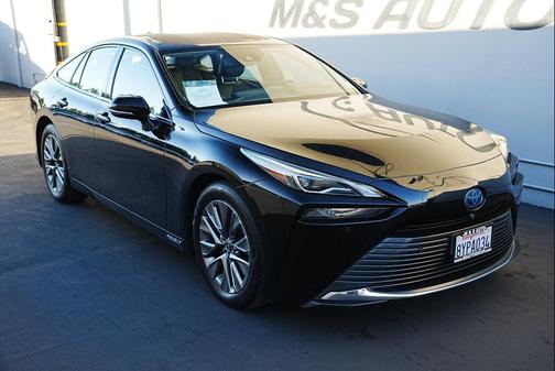 2021 Toyota Mirai Base