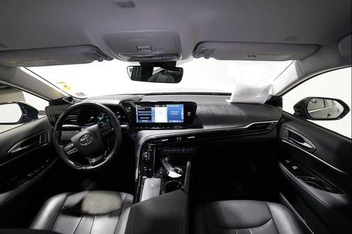 2021 Toyota Mirai Base