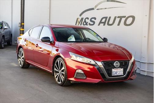 2020 Nissan Altima SR FWD