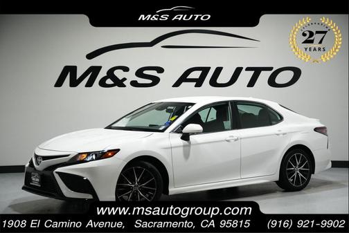 2023 Toyota Camry SE