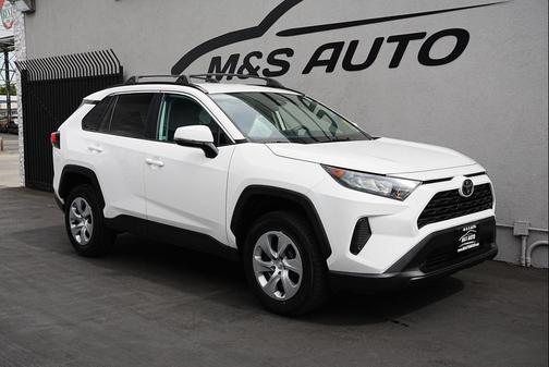 2019 Toyota RAV4 LE