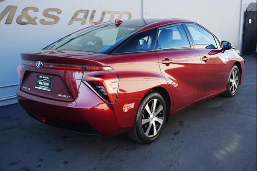 2018 Toyota Mirai Base