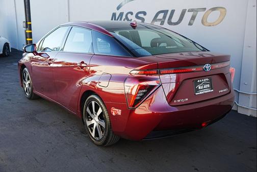 2018 Toyota Mirai Base