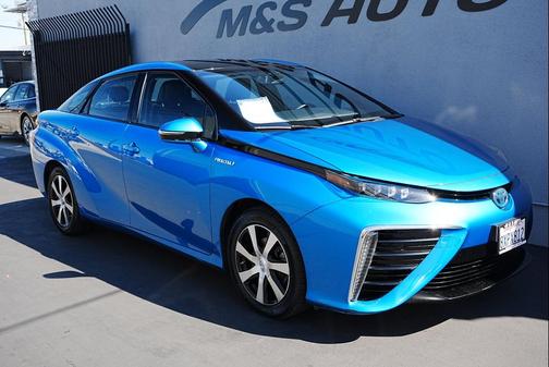 2018 Toyota Mirai Base