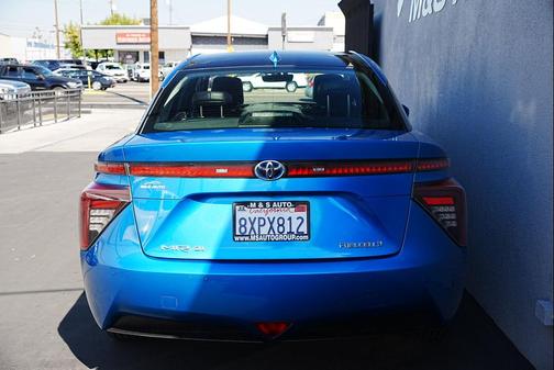 2018 Toyota Mirai Base