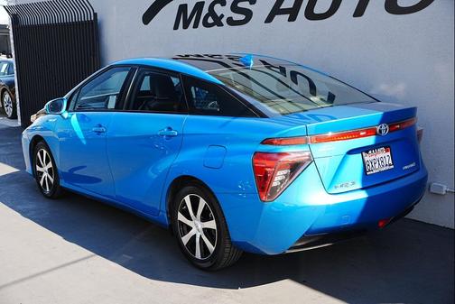 2018 Toyota Mirai Base
