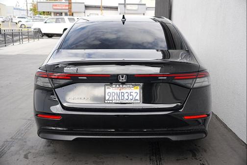 2025 Honda Accord LX 1.5T