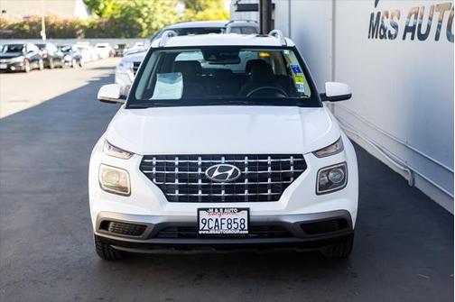 2020 Hyundai VENUE SEL