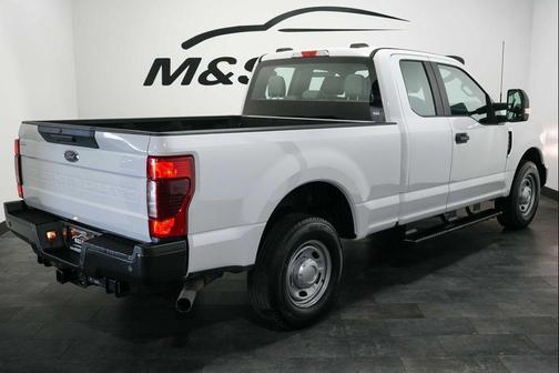 Oxford White 2022 Ford F-250 XL