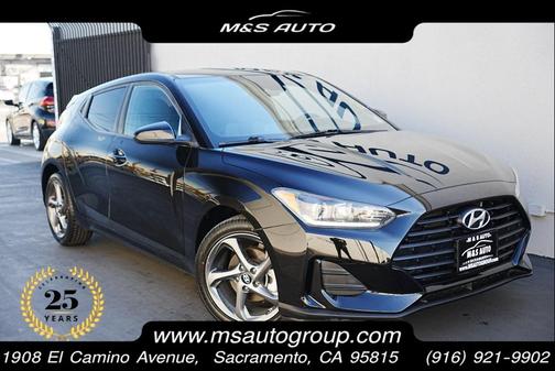2020 Hyundai Veloster 2