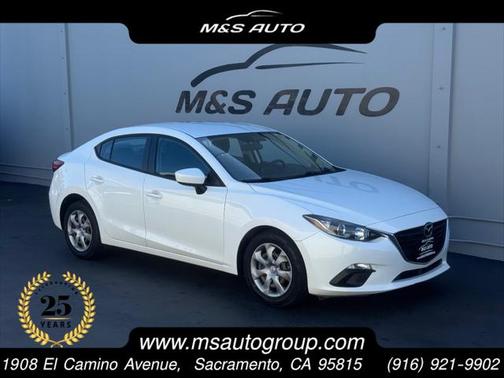 2016 Mazda Mazda3 i Sport