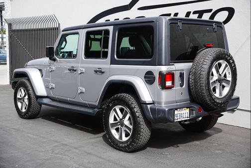 2020 Jeep Wrangler Unlimited Sahara