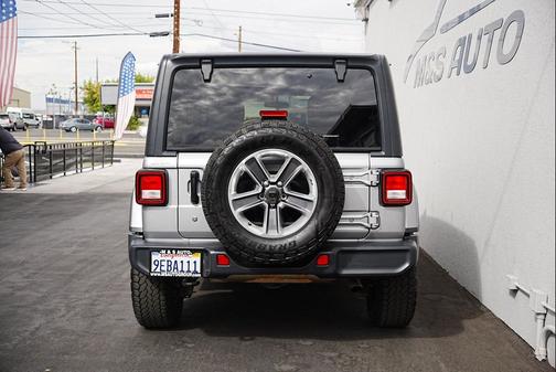2020 Jeep Wrangler Unlimited Sahara