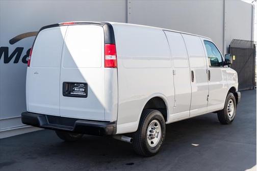 2022 Chevrolet Express 3500 RWD 3500 Regular Wheelbase WT